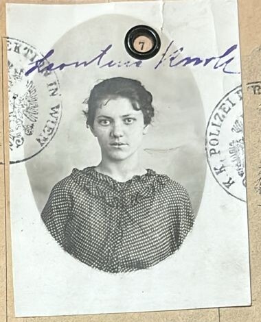 Lea Lillian (Lontzá / Leontine) Knoll